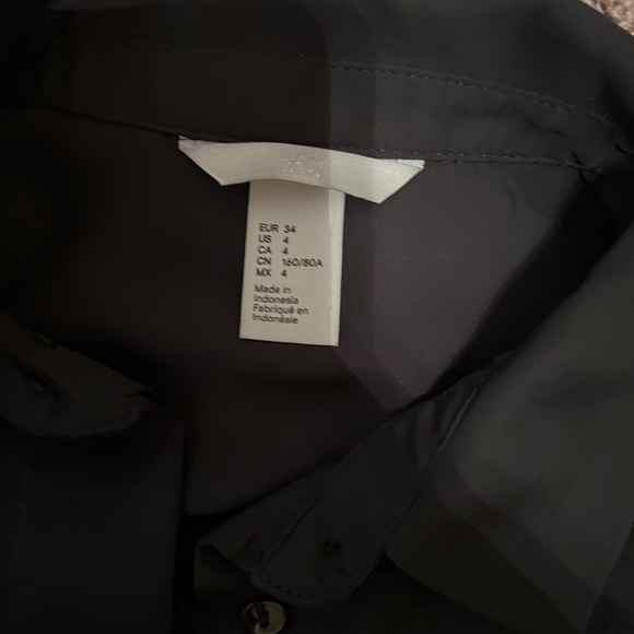H&M blouse - Picture 2 of 2